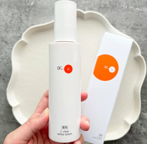まるで飲むビタミンサプリ！ドクターケイ［薬用Cクリアホワイトローション　］で大人の肌荒れ・くすみ・毛穴全てケア_1