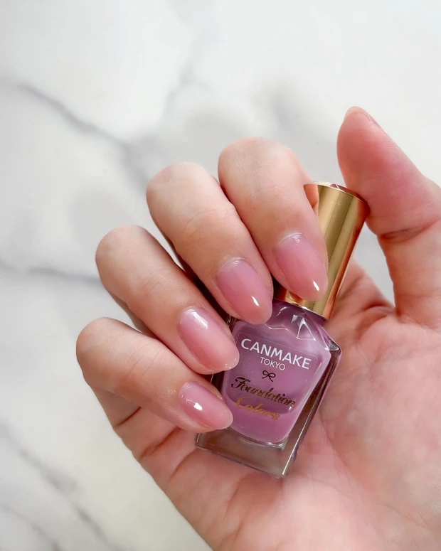 まさかの400円以下！透明感たっぷりで高見えな手もとに♡〈キャンメイク〉のプチプラネイル_1