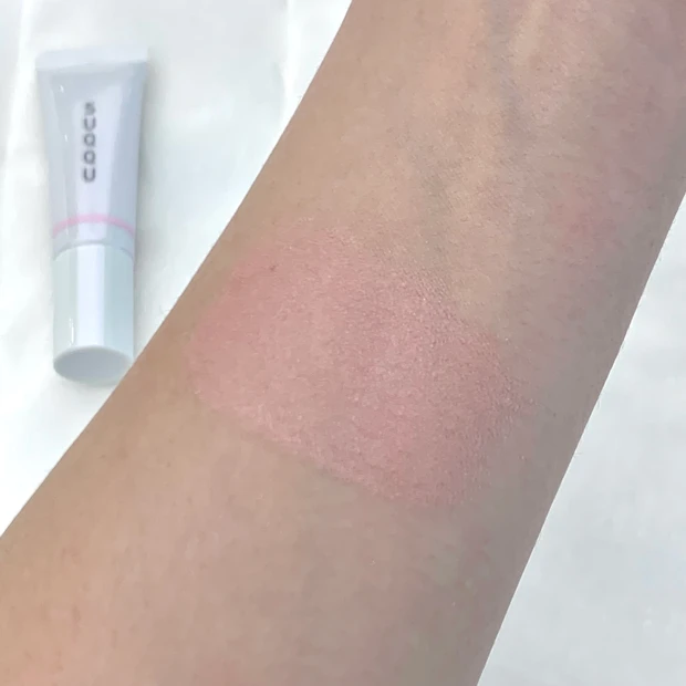 デューイーリクイドブラッシュ 103鈴音-SUZUNE ［限定色］手元スウォッチ