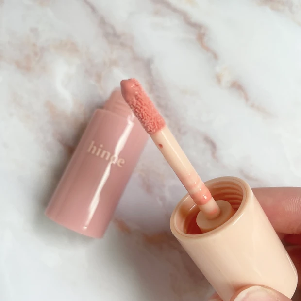 ヒンス　リキッドチーク　イエベ