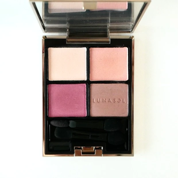 ルナソル アイカラーレーション 24