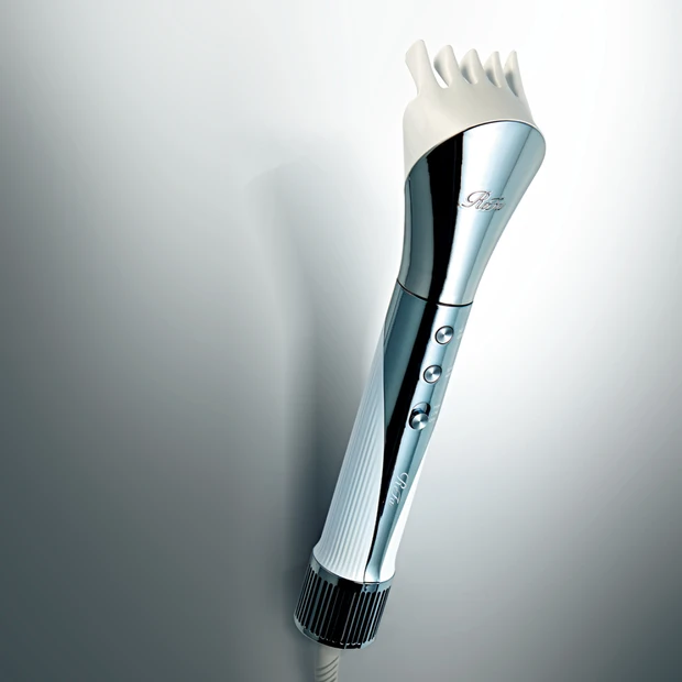 小顔効果を引き出す、ベスコス受賞・ReFa新型ドライヤーの実力をチェック…