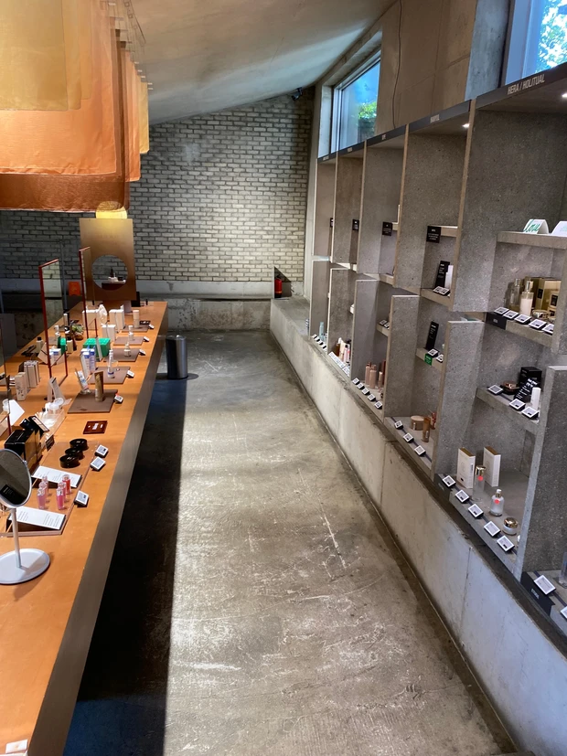 アモーレ聖水　アモーレパシフィック　聖水