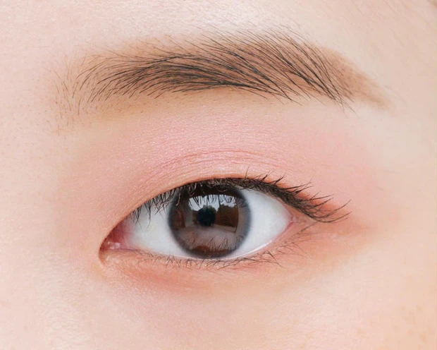 【初心者さん向け】アイシャドウの塗り方特集!基本から応用までプロの解説付きでご紹介_43_1