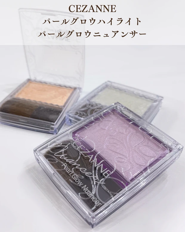 アディクション ザ ブラッシュのパッケージとチーク本体