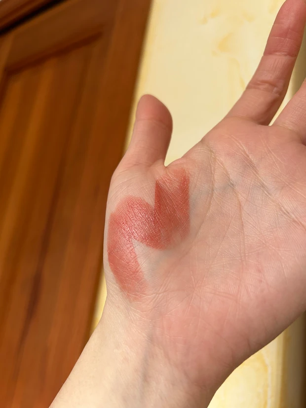 『2024年春コスメ』 スフレのようなふわっと質感【セザンヌ（CEZANNE）スフレアリップ01カシミアレッド】プチプラでも叶うこなれ感リップ_2