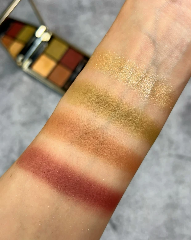 SUQQU スック シグニチャーカラーアイズ 冴樹