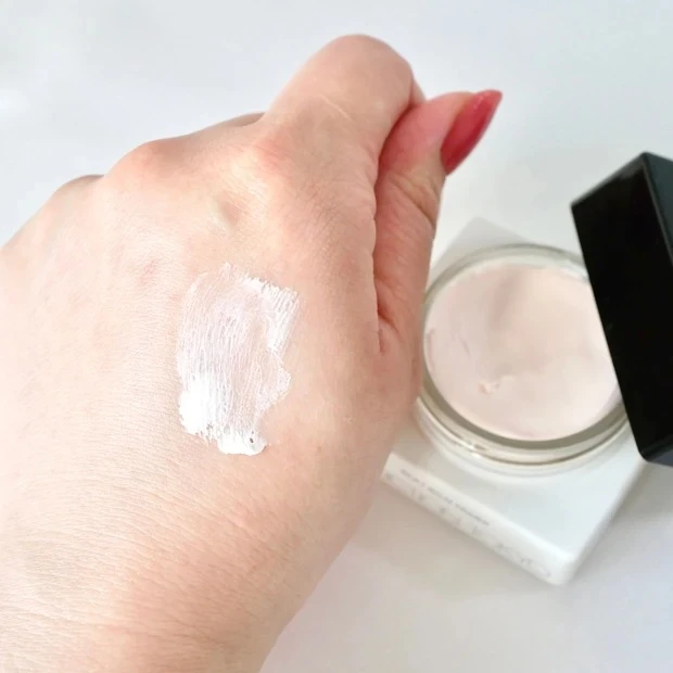 シルキーバームプライマーの口コミ・スウォッチ