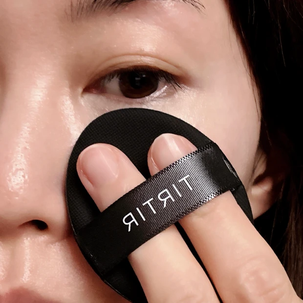 クマ隠しメイク