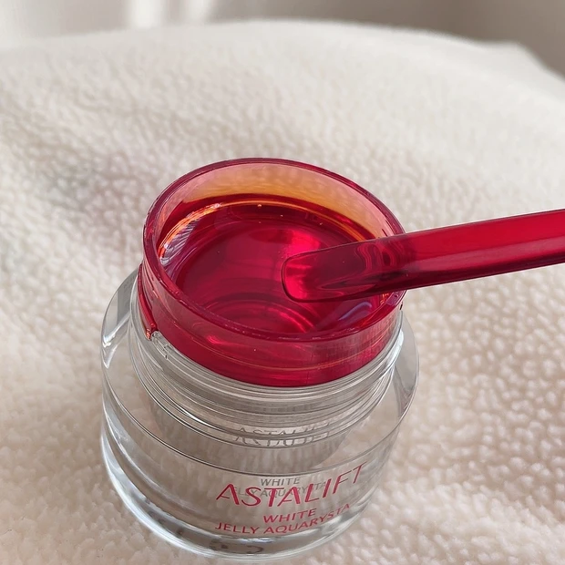 土台を変えれば、肌は変わる?<アスタリフト ホワイト ジェリー アクアリスト>_2_2