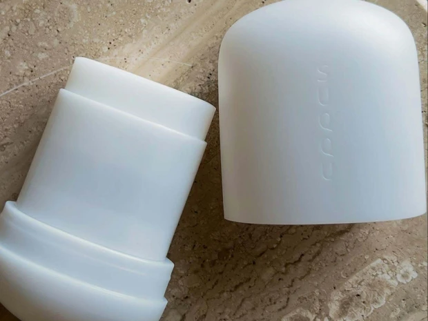 SUQQUからさまざまなパーツに使えるマルチバームが登場！ 手のひらに収まるフォルムも可愛い