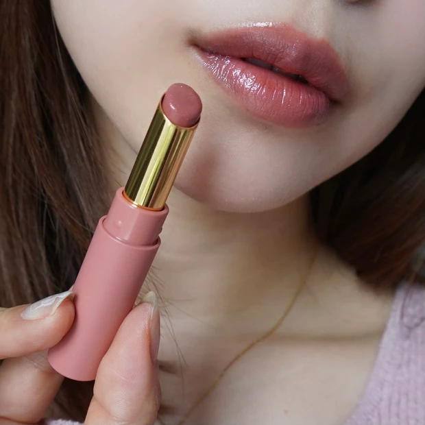 2025MYベスコスリップ④ettusais(エテュセ) リップエディション (ティントルージュ) 12. ベイビーピオニーを塗った写真