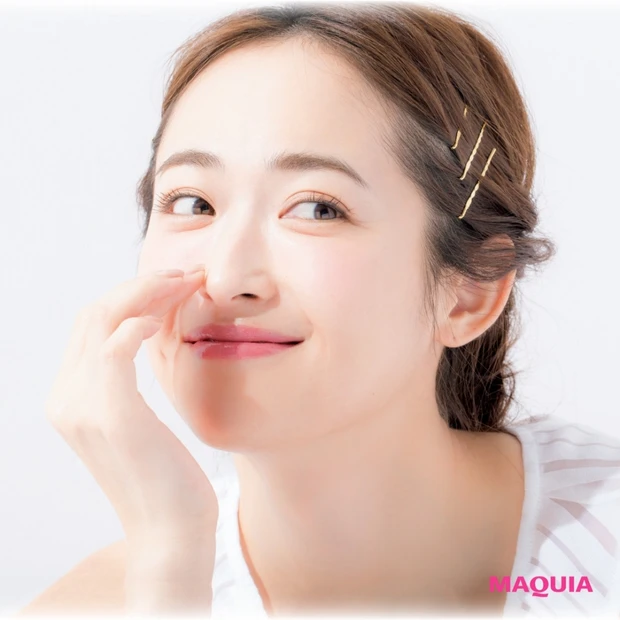 放置するとひどくなる!? 【毛穴の皮脂詰まり】を解消する方法、教えます!