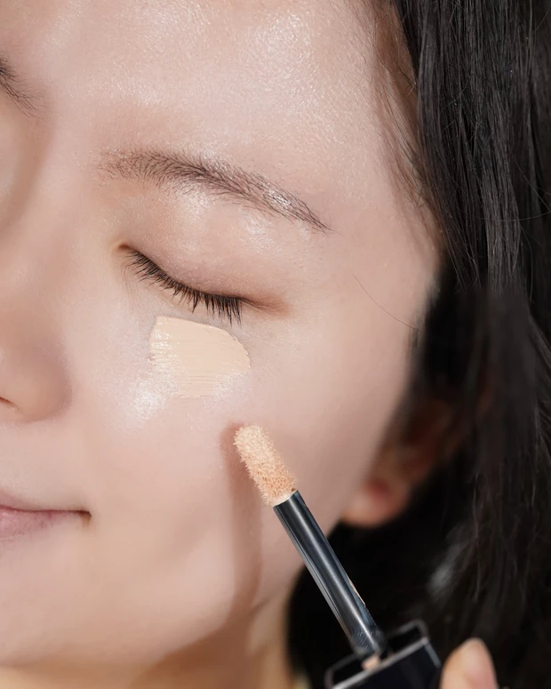 ディオール　コンシーラー　ベースメイク