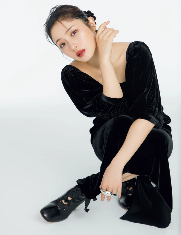 マキア 石原さとみさんインタビュー その人の持つ人間力が外見にも表れる気がする