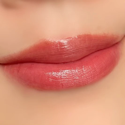 リップカラーシールド 05 アンティークローズ スウォッチ