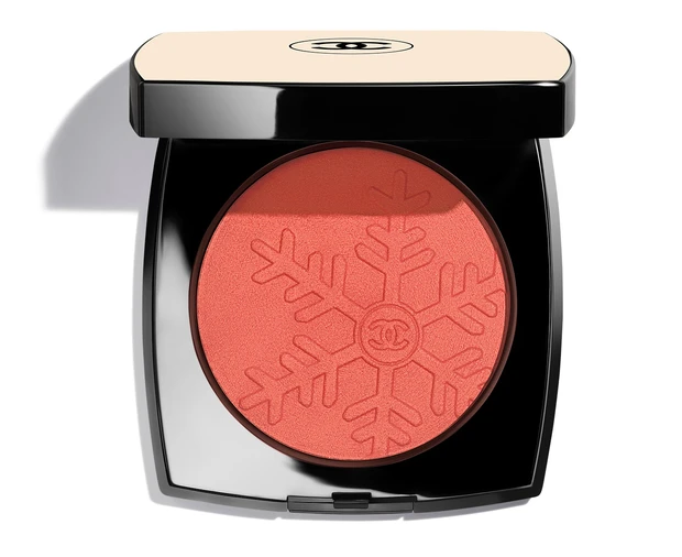 シャネル「レ ベージュ」、初のウインター コレクションは冬の太陽にインスパイア_3