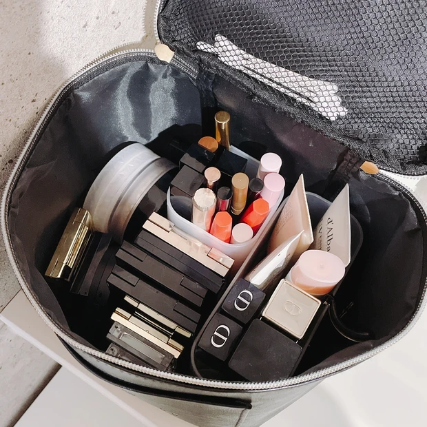 【誰でも簡単にコスメ収納】100均･無印良品･ニトリで買える収納グッズをフル活用！一軍ポーチも紹介☆_8_1