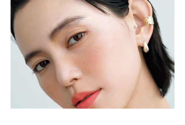 前向きになれるから、 肌には光が必要