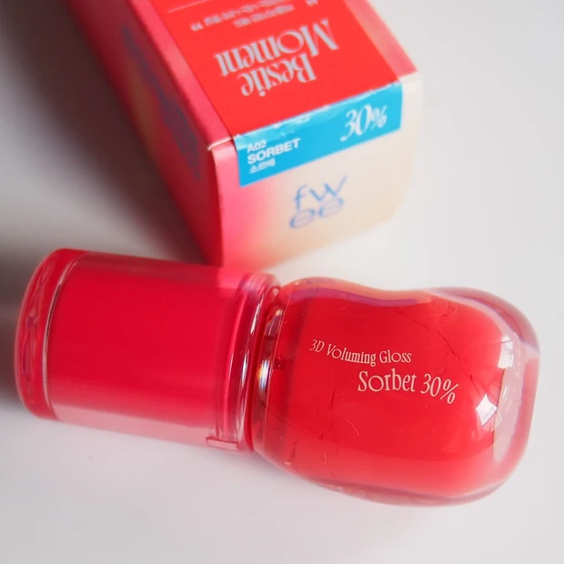 fwee 3D ボリューミング グロス＜A02 ソルベ 30％＞