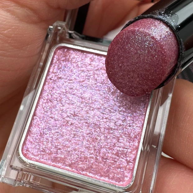 【限定】KATE2025夏コスメ「花火モンスター」登場！リップモンスター史上最高輝度のラメリップ×濡れツヤアイで夏メイクが映える！_12