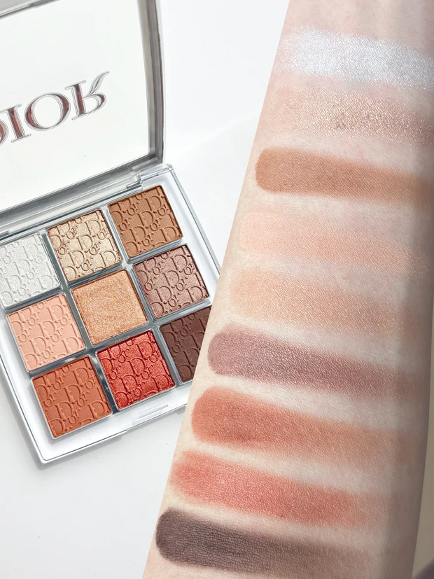 ディオール バックステージ アイ パレット スウォッチ 001 ヌード