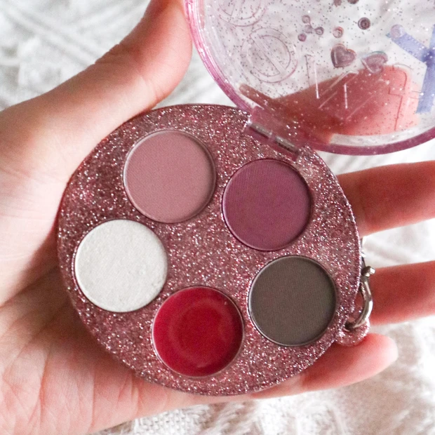 fwee DIYパレット