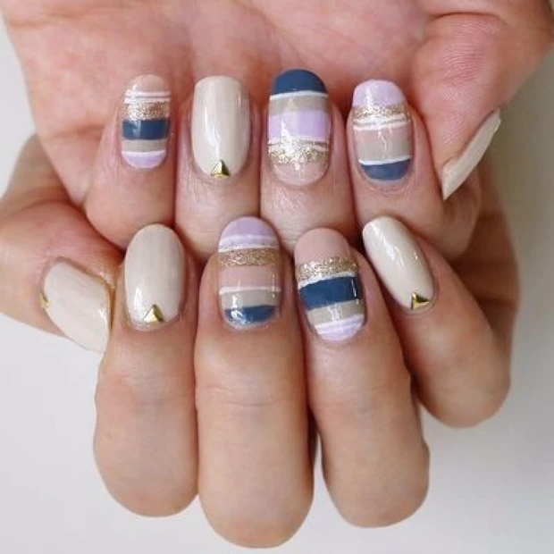 プチプラポリッシュでイチから揃えて秋色ボーダーネイル！【ギ☆のセルフネイ…