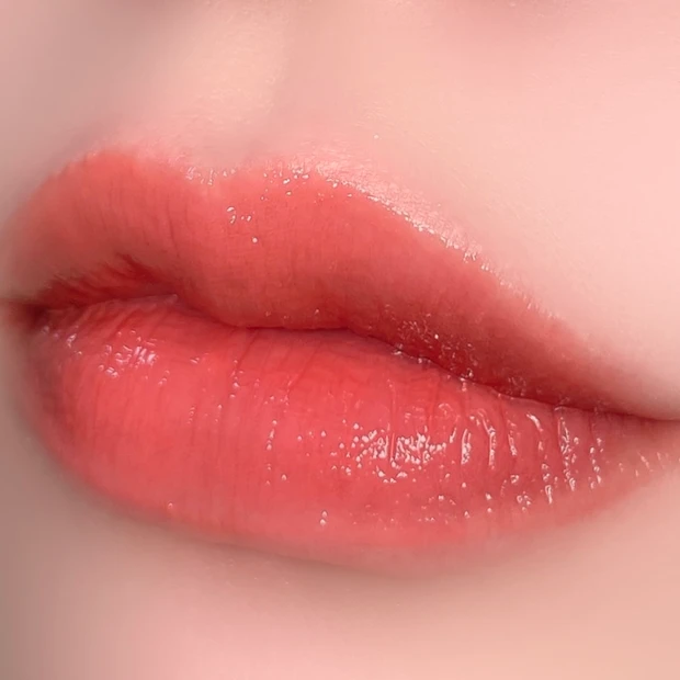 WAKEMAKE ウェイクメイク デュイジェルグレーズスティック 06 ベアリーベージュ 春リップ