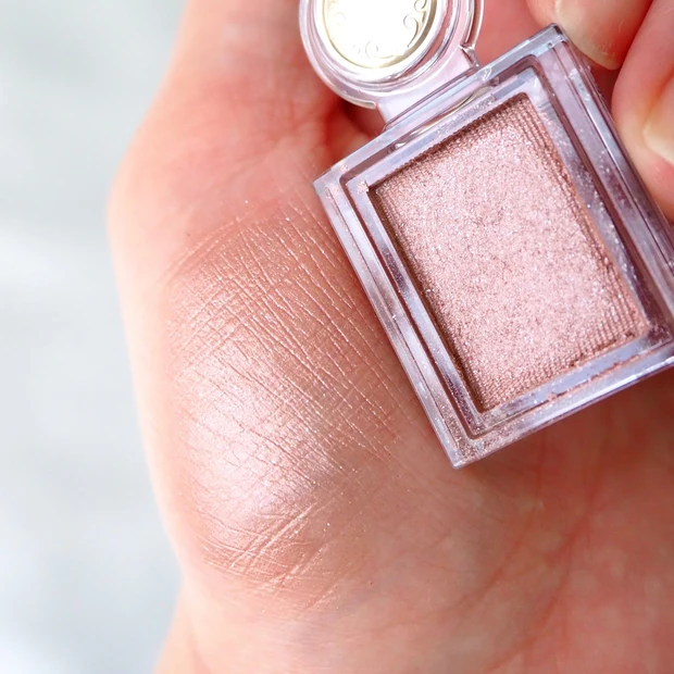 マジョリカマジョルカ(MAJOLICA MAJORCA)シャドーカスタマイズ BE384 コルク