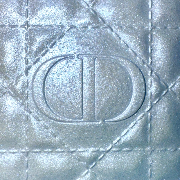 ディオール ハイライト グロウルミナイザー ブルーストロボ