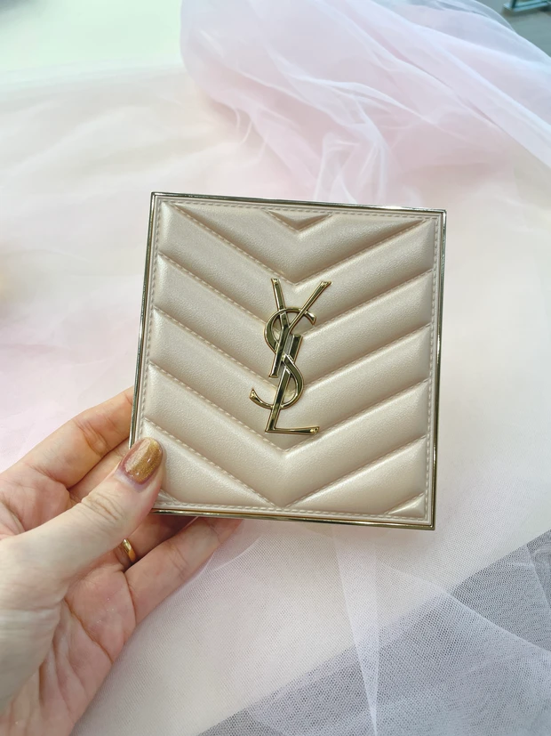 クチュール フェイス パレット