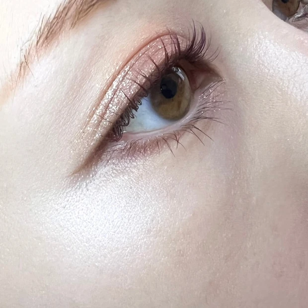 【新作コスメ】宝石の輝きを宿す！話題のクレ・ド・ポー ボーテのハイライティングパウダーの実力を徹底調査_3