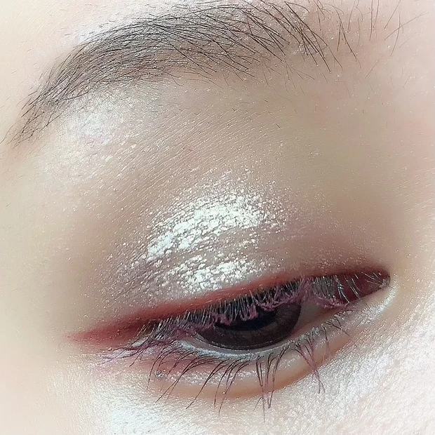 新作プチプラコスメで華やかに!【ローズゴールド主役の濡れツヤメイク】でクリスマス気分を満喫☆_4_2