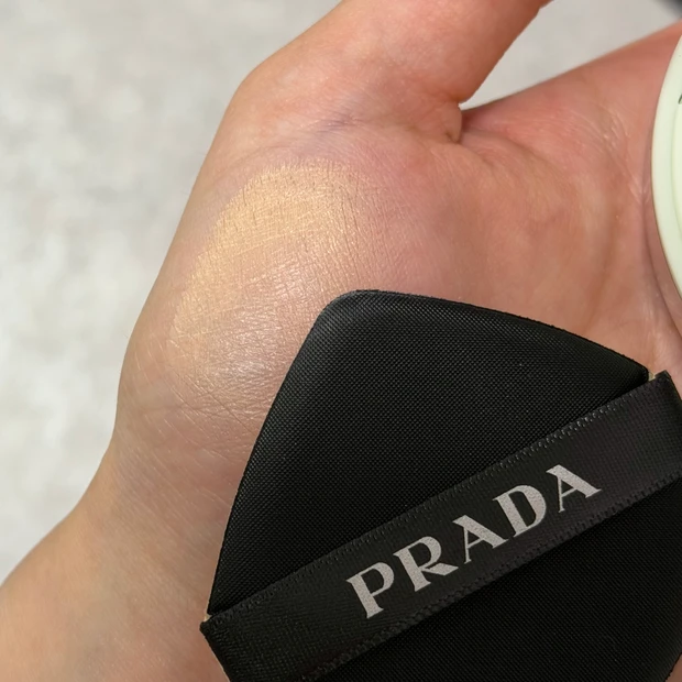 PRADA BEAUTY  プラダ メッシュ クッション LN10 スウォッチ