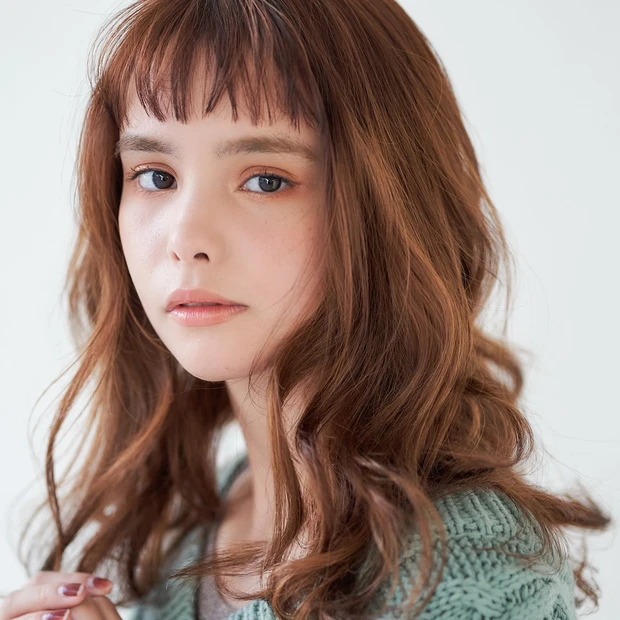 マキア　イエベ春　イエローベース　パーソナルカラー　髪色　おすすめ　キャメルベージュ