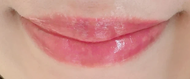 オペラ リップティント N 20のスウォッチ①