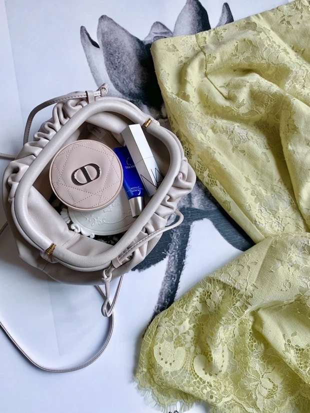 【自己紹介】MAQUIAブロガー3年目。リップが大好きAnnaです！_3_1