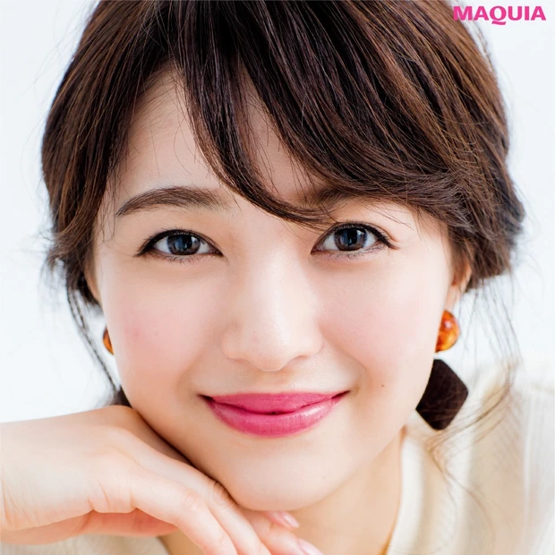 【王道ピンクor青みピンク】この秋のベストリップに似合う抜け感アイメイク