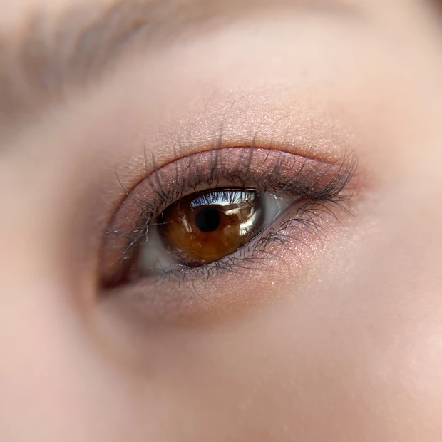 693円で買える？！セザンヌ新作透けツヤアイシャドウで時短美グラデ♡「ライティングアップアイシャドウ」_9