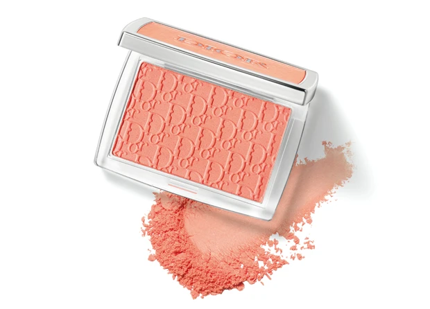 ロージー グロウ 004 ￥5940／パルファン・クリスチャン・ディオール