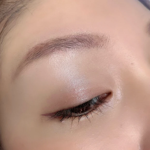 Ririmew リリミュウ インザミラーアイパレット 05ピンクスワン アイメイク