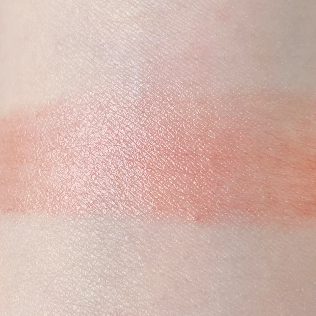 キュレル　色付きリップ　レッド