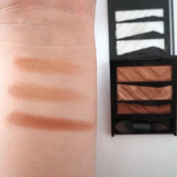 KATEの小顔シルエットマスク_パーツリサイズシャドウ_スウォッチ