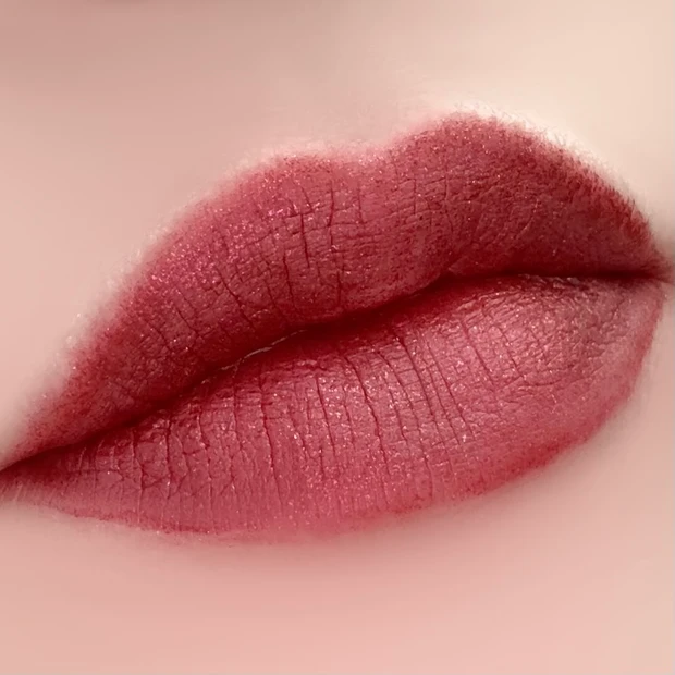 Dior ルージュ ディオール シークイン リキッド デュオ 881 カルーセル ブルベ冬