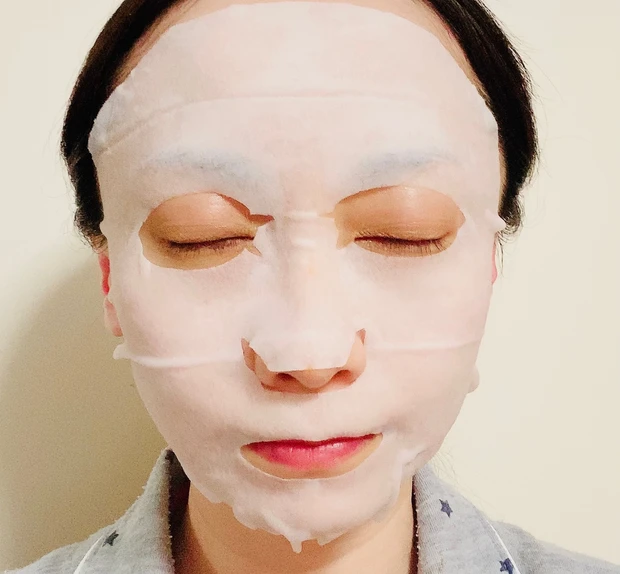 1枚60秒でエイジングケア&透明感ある肌に。【サボリーノ オトナプラス 夜用チャージフルマスク ホワイト】_4_1