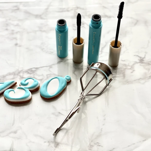 角度130°に注目!ひとえ・奥ぶたえメイクはここまで進化!目ぱっちり!アイプチ🄬シリーズ