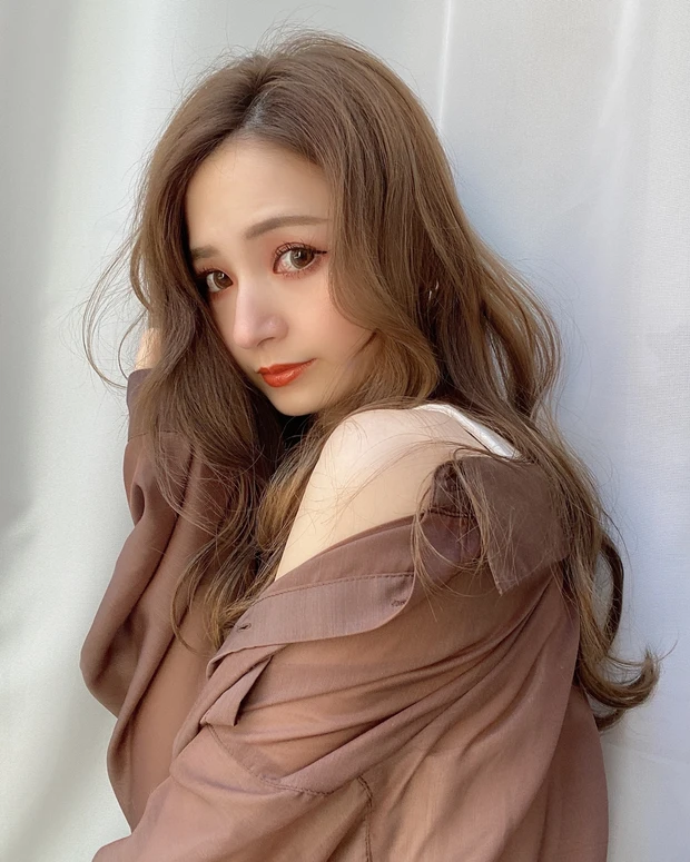 ヨシンモリ巻き モテ髪 髪型 ミディアム ロング