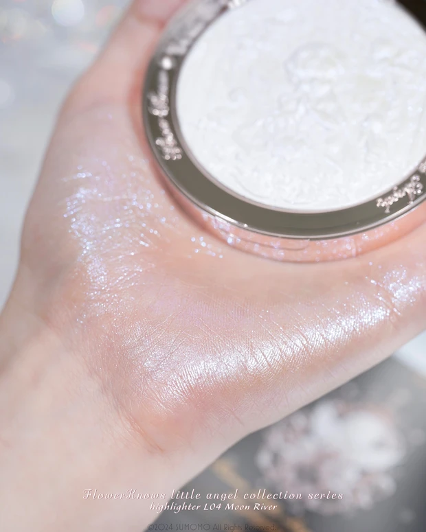 フラワーノーズがかわいすぎる!ドリーミーな世界観に惹き込まれるコスメの購入品レビュー♡_3_2