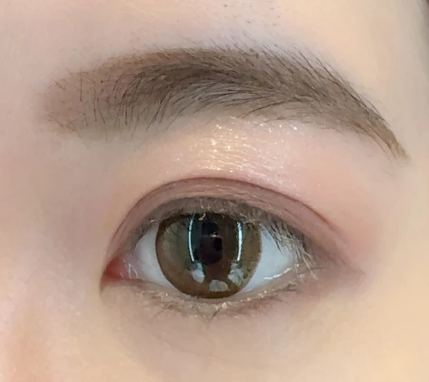 クチュール ミニ クラッチ 730 サンライズ サファリのメイク①